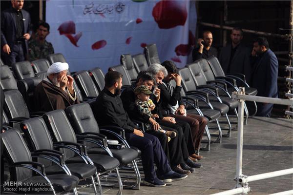 مراسم تشییع شهید محسن حججی در میدان امام حسین (ع) 13