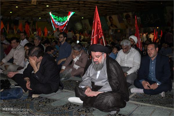 مراسم وداع با شهدای غواص و خط شکن در دانشگاه تهران 11