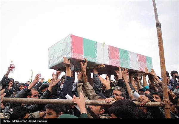 مراسم تشییع و تدفین پیکر شهدای گمنام در کرمان 6