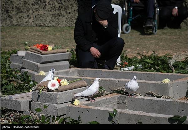 تشییع پیکر دو شهید گمنام در دانشگاه علوم پزشکی بقیه الله 22