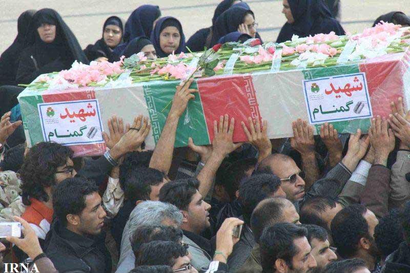 تشییع و خاکسپاری دو شهید گمنام در بندر گناوه-بوشهر