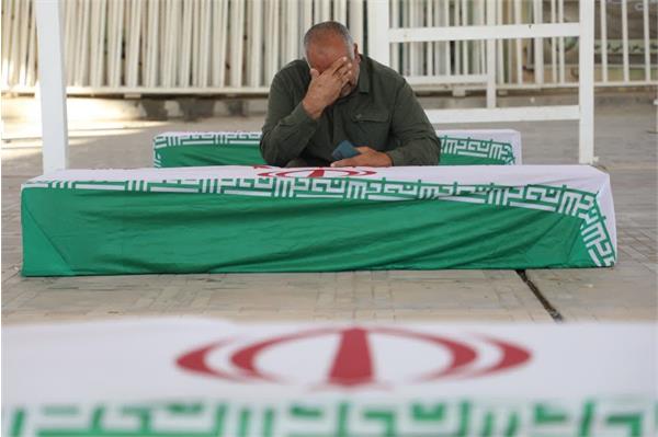 آئین استقبال از پیکرهای مطهر 35 شهید تازه تفحص شده در پایانه مرزی شهید سلیمانی مرز مهران - 5 مهر ماه 1403 5