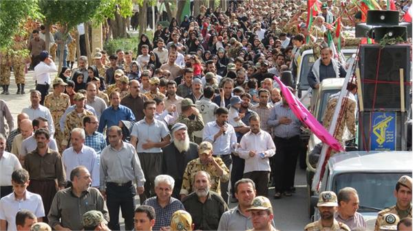 تشییع شهدای دوران دفاع مقدس در سقز 8