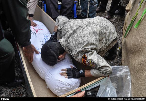 تشییع دو شهید گمنام در بیرجند 10