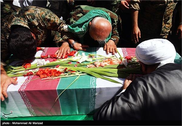 تشییع شهید گمنام در سازمان صنایع هوایی 2