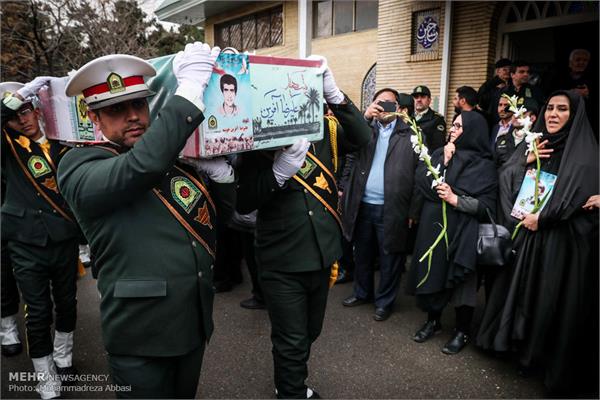 آئین تشییع ۱۴ شهید تازه تفحص شده نیروی انتظامی 9