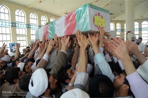 مراسم وداع با پیکر روحانی شهید محمد شیخ شعاعی 4