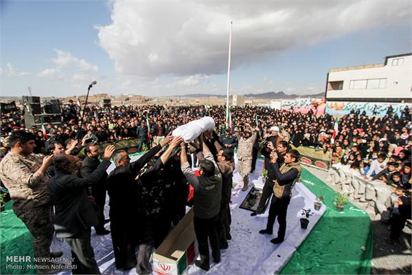 مراسم تشییع شهدای گمنام در سالروز شهادت حضرت زهرا(س) در بیرجند 20