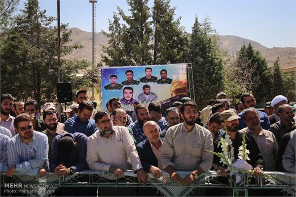 تشییع پیکر شهید گمنام در دهکده مقاومت تهران 22