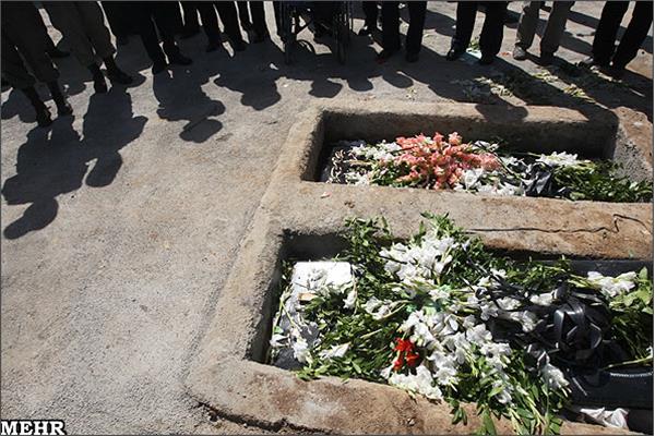 تشییع و خاکسپاری شهدای گمنام شهرک شهید شجاعی تهران_12/7/89