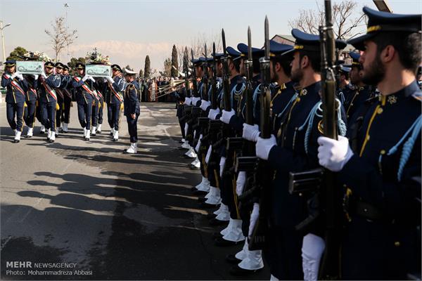 مراسم تشییع پیکر ۲ شهید گمنام در پایگاه هوایی شهید لشگری 7
