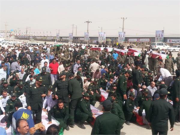 ورود پیکر مطهر ۵۵ شهید دفاع مقدس - شلمچه 53