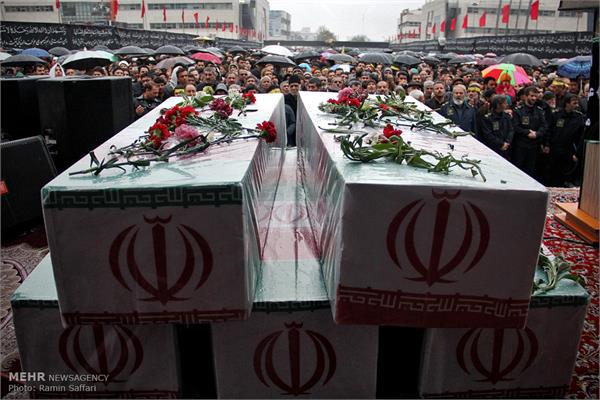 تشییع پیکر یازده شهید دفاع مقدس در مشهد 6