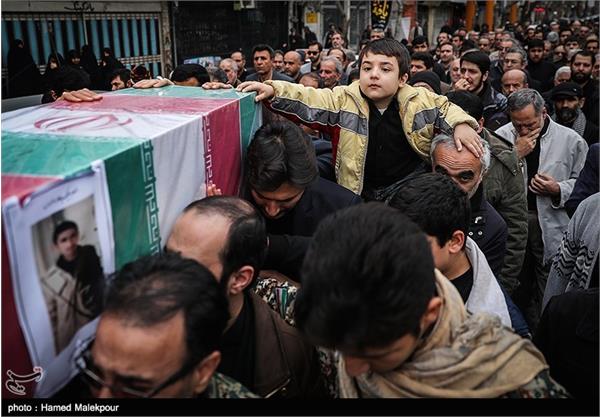 مراسم تشییع پیکر شهید محمدسعید محققی 3