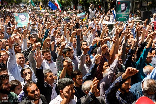 مراسم تشییع پیکر چهار شهید گمنام دفاع مقدس در تبریز 12