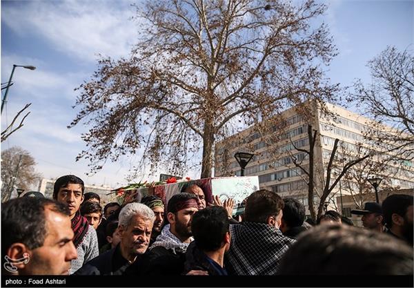 تشییع پیکر مطهر شهید گمنام در تهران 5