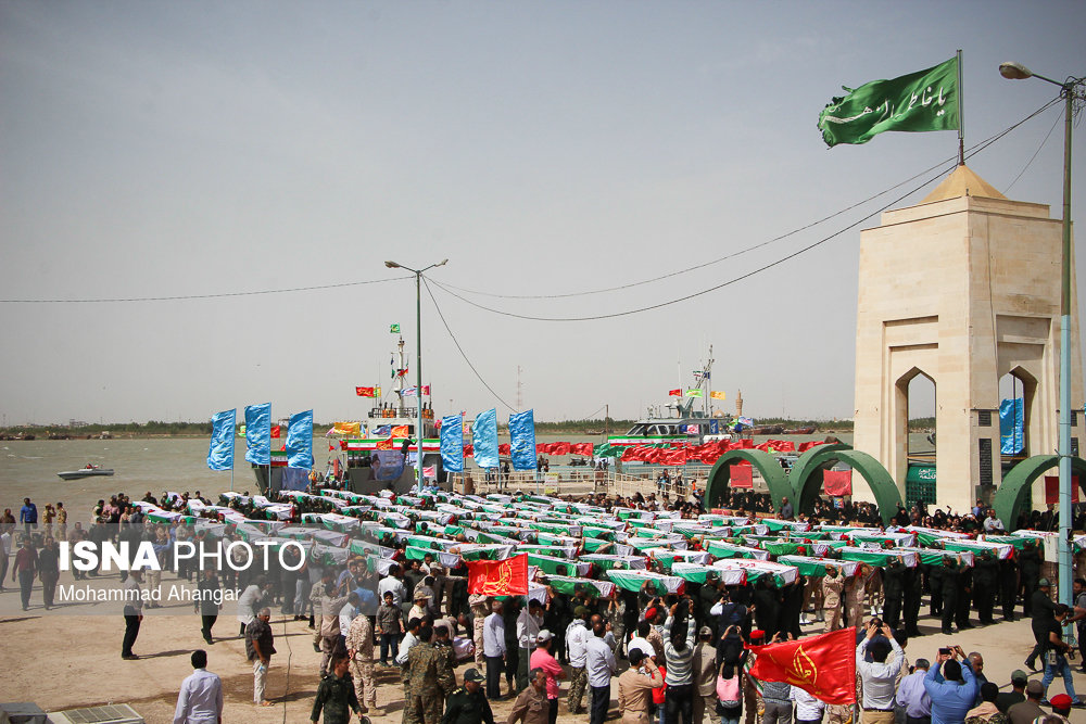 ورود پیکر ۱۳۵ شهید دوران دفاع مقدس از مرز آبی اروند 10