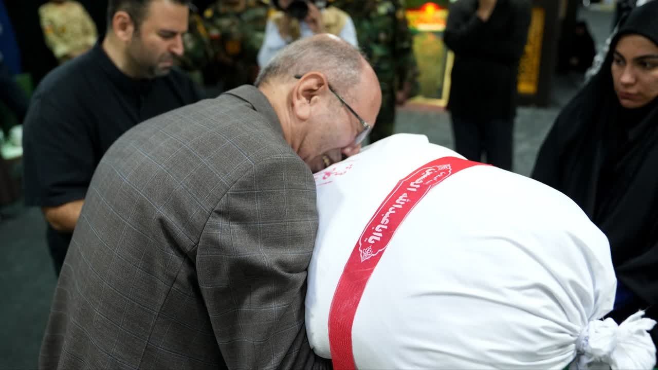 شهید علی اکبر گندمی 2